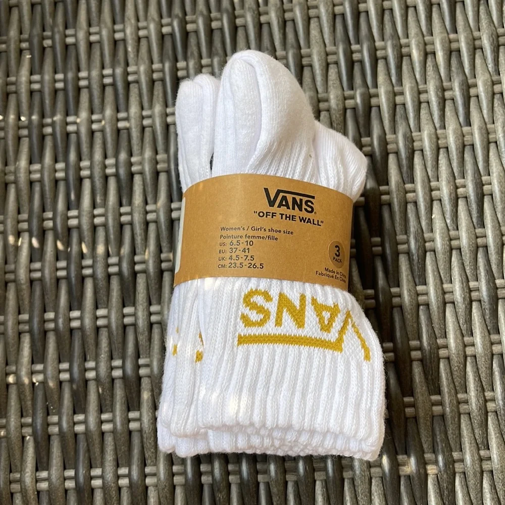 VANS “Off The Wall” Women’s 3 pairs socks set NWT
